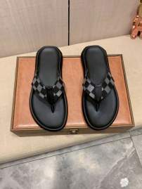 Picture of Louis Vuitton Slippers _SKULVsz38-44jyh0544823